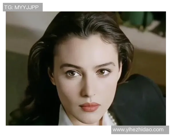 意大利足球明星的妻子们：她们背后的故事与生活点滴