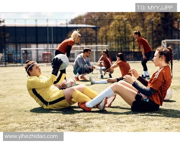 热身玩足球的最佳方法与技巧分享让你在球场上更自信更出色 热身玩足球的最佳方法与技巧分享让你在球场上更自信更出色